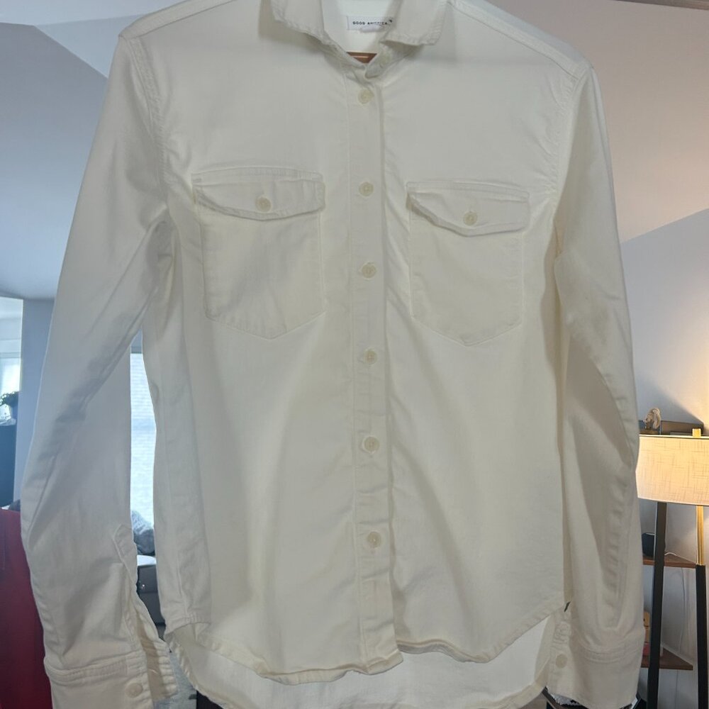Good American Button Down Shirt in White, Size Small